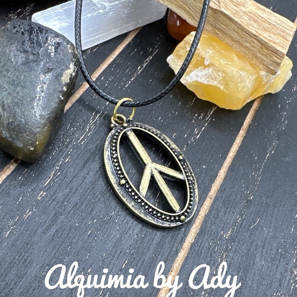 Alquimia Black and Gold Peace Necklace - Picture 1 of 1